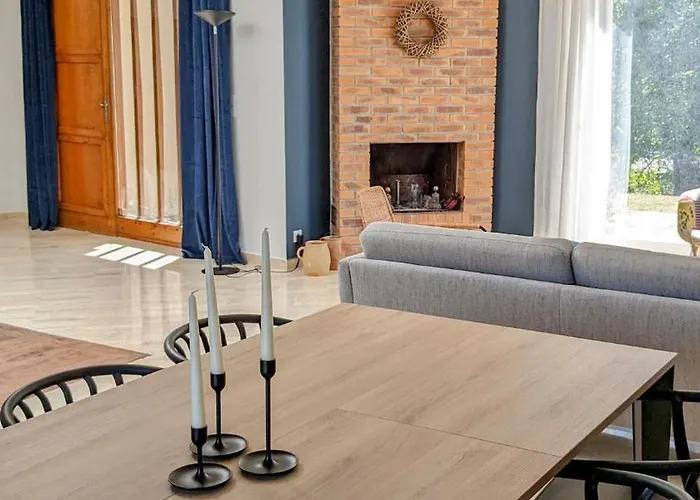 Les Hauts De Vigne - 7 Guest With Private Park Holiday home Dallon