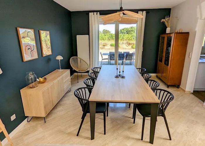 Les Hauts De Vigne - 7 Guest With Private Park Holiday home Dallon